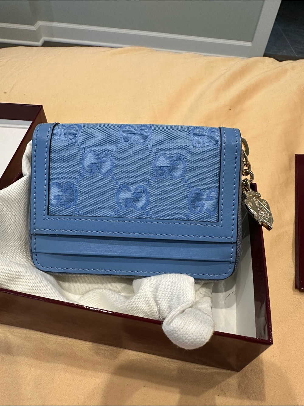 Brand New Gucci Light Blue GG Canvas Zip Card Wallet